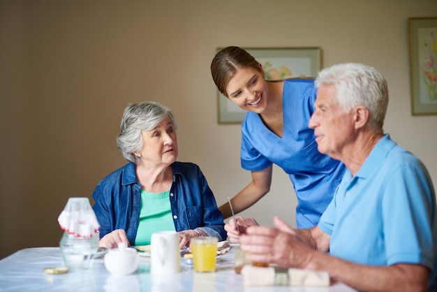 Top 7 Benefits of Home Care Services for Seniors